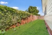 Move-in ready, 3 beds house with standalone garage, 2/21 Silver Creek Road, Weymouth, Auckland