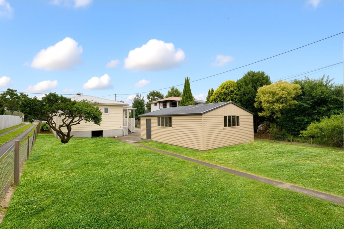 Once in 35 years, 4 beds house on 809m2 section, close to local schools, shops, public transport, live or develop, 131 Rathgar Road, Henderson, Auckland