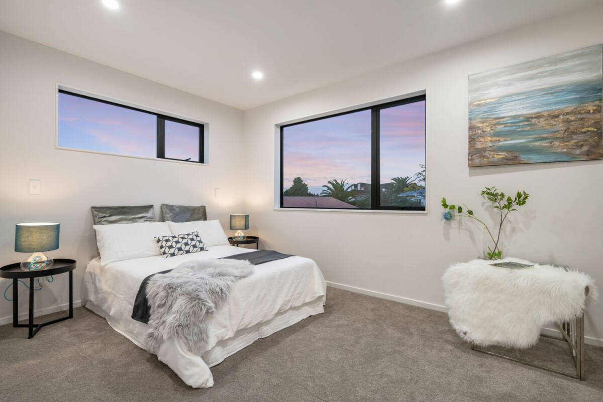 Around early $700k, 10-Year Master Build Guarantee, brandnew 3 beds 2.5 baths home with car park, walks to schools, LynnMall Shopping Centre, , 7/16 Binsted Road, New Lynn, Auckland