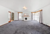 3 beds house on 690m2 section, a garage with utility rooms, close to schools, shopping centres, motorway access, 10 Stainton Place , Otara, Auckland