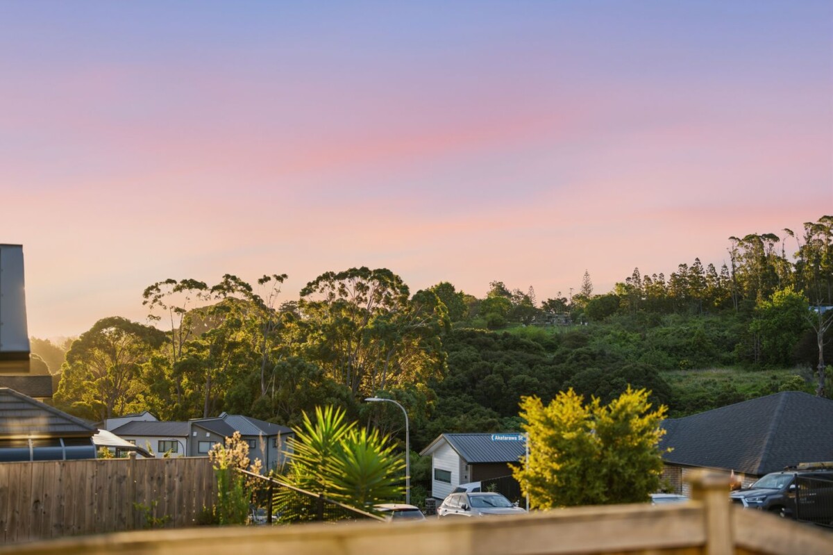 10-Year Master Build Guarantee, 159m2 brandnew standalone 4 beds 2.5 baths house with garage, move-in ready, 6A Kaimai Avenue, Massey, Auckland