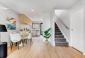 Mt Roskill Grammar school zone, Freehold standalone 3 beds 2.5 baths home with garage, close to schools, shops, park, motorway access, 82 Gifford Avenue, Mount Roskill, Auckland