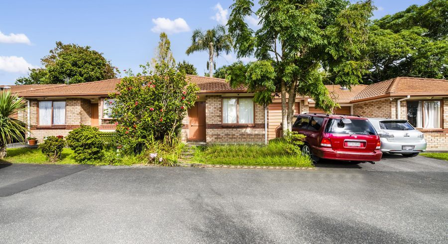Brick and tile 2 beds 1 bath home with garage, Vacant possession available from 1 August 2027, Government-guaranteed rent of $30,680 per annum, 23/379 Swanson Road, Ranui, Auckland