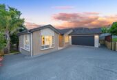Australian-based Owner Instructs Sale, 211m2 4 beds 2 baths house on 620m2 section, close to schools, parks, transport links, and essential amenities, 119 Babich Road North, Ranui, Auckland