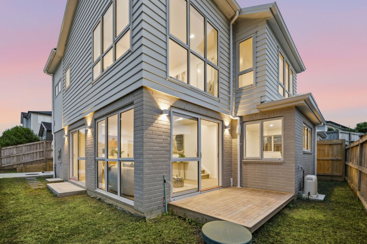 10-Year Master Build Guarantee, 159m2 brandnew standalone 4 beds 2.5 baths house with garage, move-in ready, 6A Kaimai Avenue, Massey, Auckland