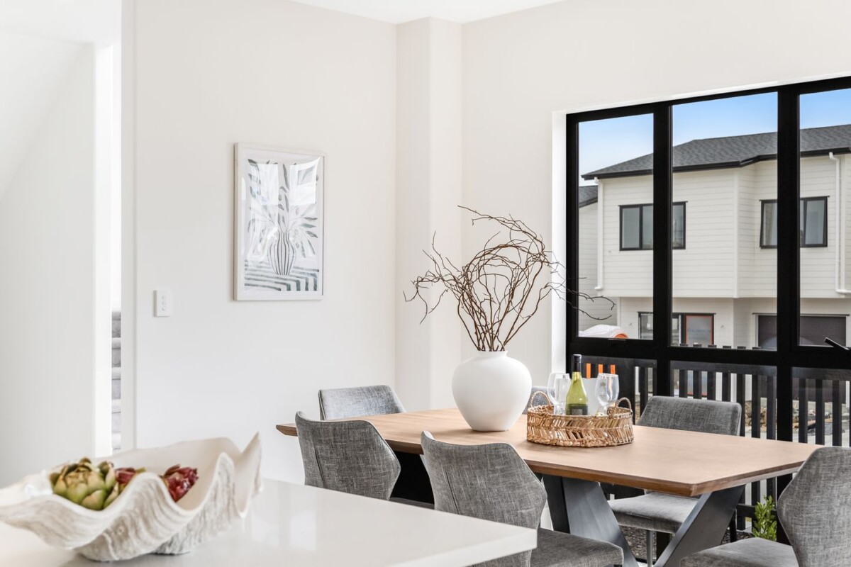 10-Year Halo Building Warranty, 193m2 brandnew standalone 4 beds 3.5 baths houseon 216 m2 section, with 2 ensuites and garage, near Westgate Mall, 24 Toetoe Street, Westgate, , Auckland