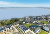 132m2 Beach Side 3 beds + a big study room or 4th room 2.5 baths home with garage on 121m2 section, close to schools, supermarket, motorway access, 35 Observation Green, Hobsonville, Auckland
