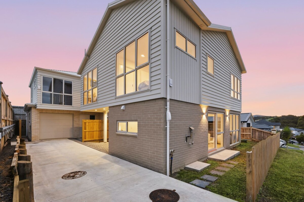 10-Year Master Build Guarantee, 159m2 brandnew standalone 4 beds 2.5 baths house with garage, move-in ready, 6A Kaimai Avenue, Massey, Auckland