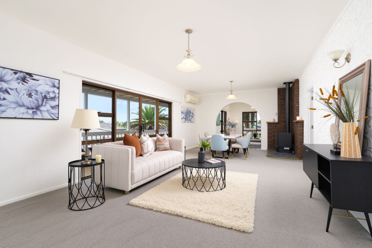 190m2 spacious 4 beds 2 baths house on 546m2 section, minutes from schools, PaknSave, WestCity Mall, 35D Edmonton Road, Henderson, Auckland