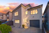 181m2 4 beds house on 209m2 section, walks to the train station and primary school and close to Henderson shops, 41 Sunshine Boulevard, Sunnyvale, Auckland