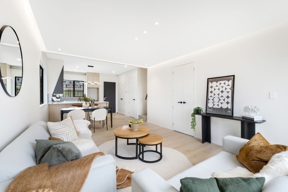 10-Year Halo Warranty, 160m2 Brandnew standalone 4 beds 3.5 baths house, with garage and 2 ensuites, Separate studio/sleepout complete with its own bathroom, minutes to NorthWest Mall, Westgate Shopping Centre, Costco, Pak’nSave, 26 Toetoe Street, Westgate, Auckland