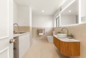 Renovated 4 beds 2 baths home, 182m2 floor area, close to schools, shops, golf club, 3/22 McFarland Street, Remuera, Auckland