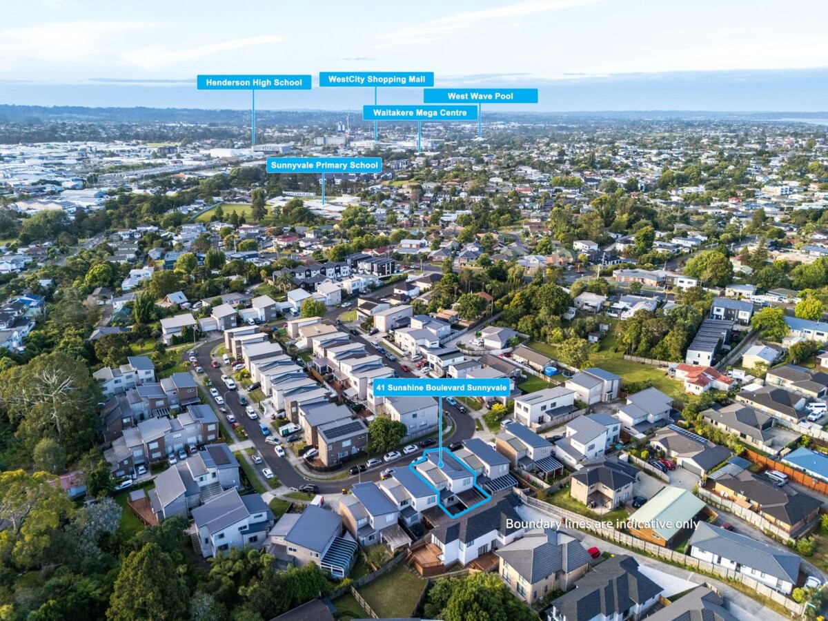 181m2 4 beds house on 209m2 section, walks to the train station and primary school and close to Henderson shops, 41 Sunshine Boulevard, Sunnyvale, Auckland