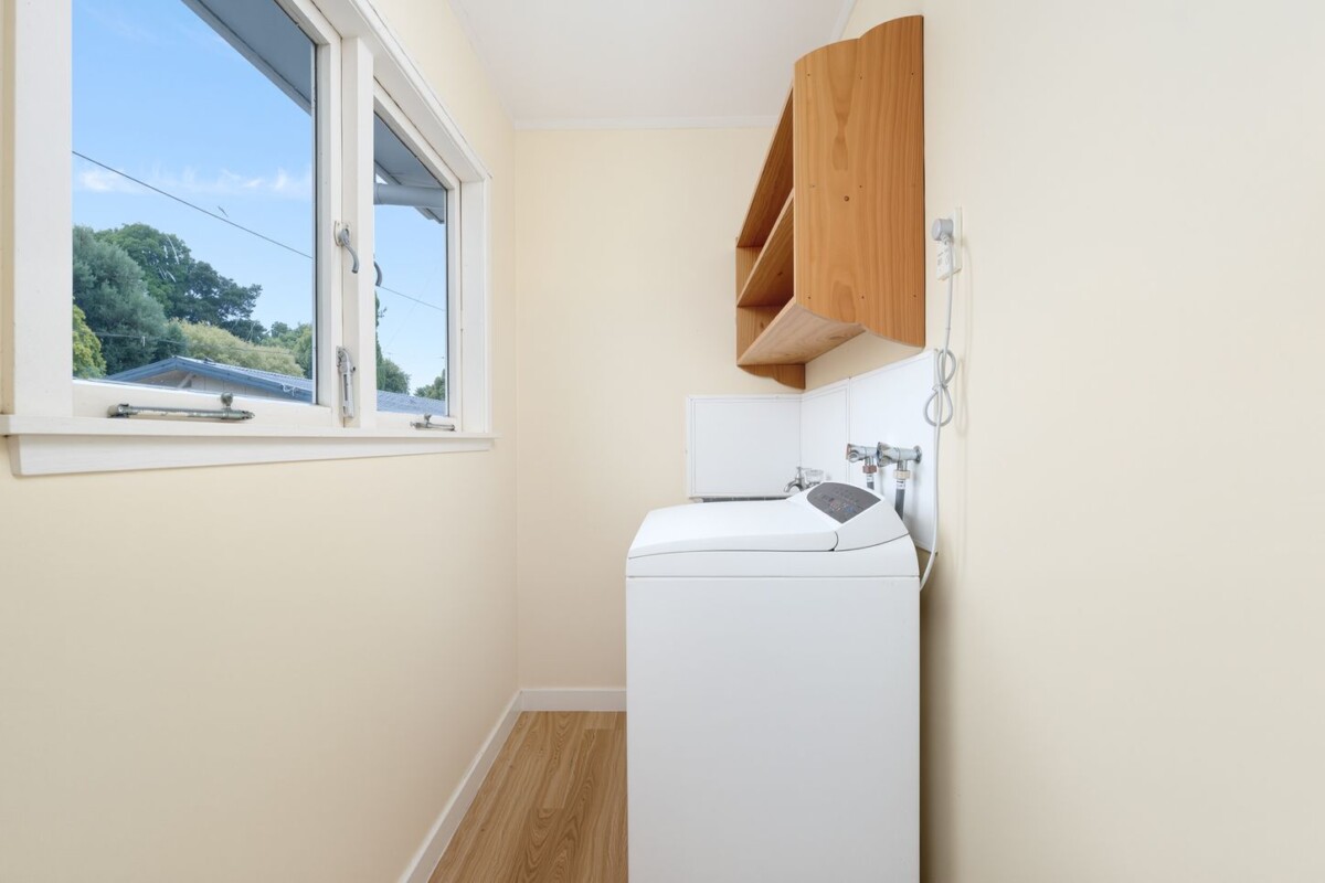 Once in 35 years, 4 beds house on 809m2 section, close to local schools, shops, public transport, live or develop, 131 Rathgar Road, Henderson, Auckland