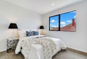 Mt Roskill Grammar school zone, Freehold standalone 3 beds 2.5 baths home with garage, close to schools, shops, park, motorway access, 82 Gifford Avenue, Mount Roskill, Auckland