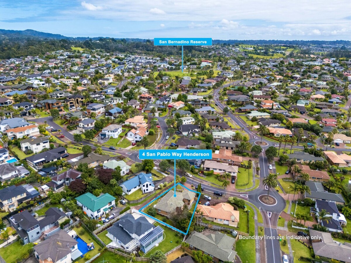 First time on the market in 26 years, 167m2 brick and tile 4 beds + study room 2 baths house on 561m2 section, West Heights School zone, 4 San Pablo Way, Henderson, Auckland