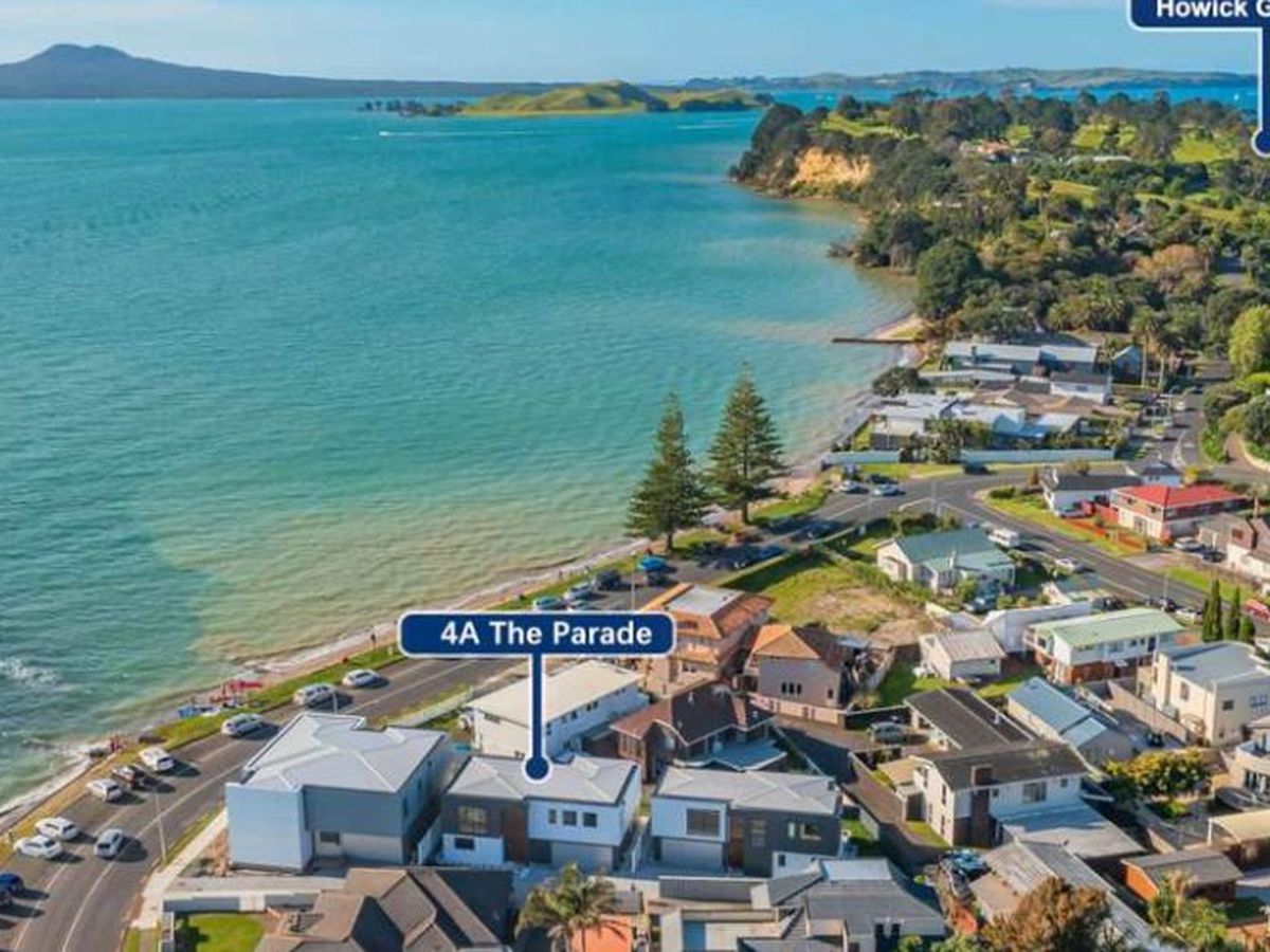For rent, Bucklands Beach Intermediate, and Macleans College zone, Pet friendly, 5 beds 4 baths house, Bucklands Beach, Auckland, Available from Sat 24th Jan