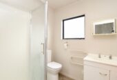 For rent, 2 beds 1 bath house in Howick, Auckland, Available from Mon 16th Feb