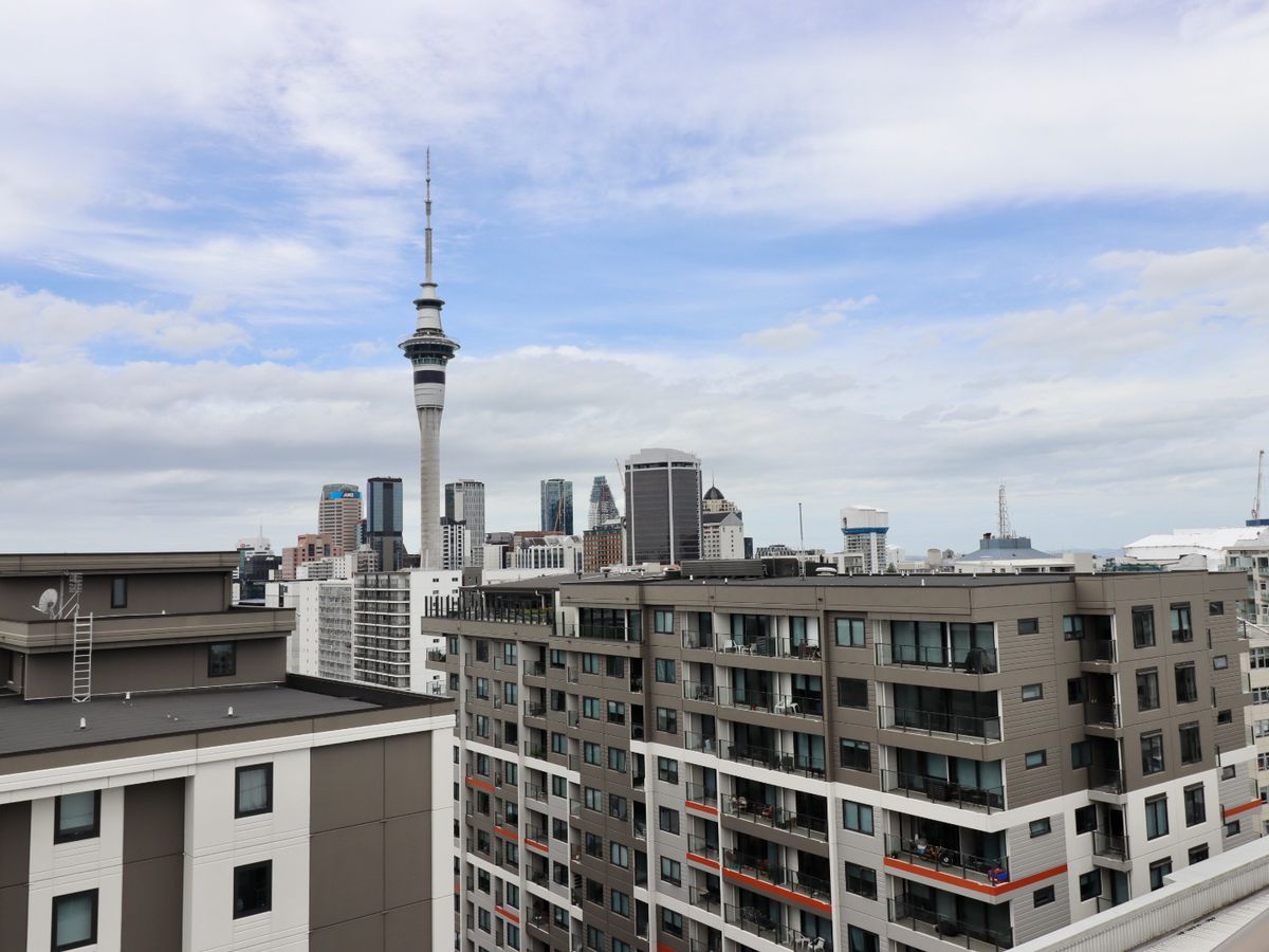 For rent, Fully Furnished 2-beds, 1-bathApartment in City Centre with 1 car park, Available From the 3rd Feb 2026, 1301 / 15 Union st, City Centre, Auckland