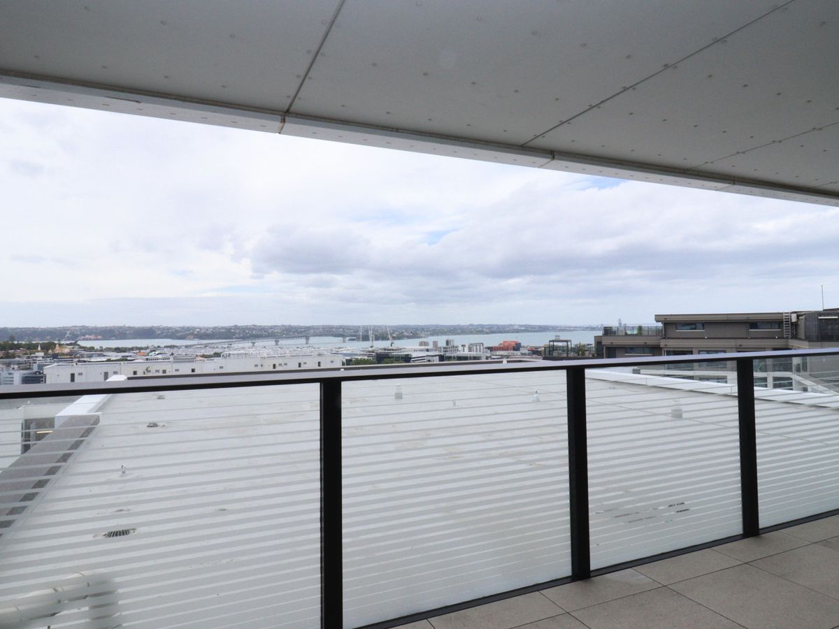 For rent, Fully Furnished 2-beds, 1-bathApartment in City Centre with 1 car park, Available From the 3rd Feb 2026, 1301 / 15 Union st, City Centre, Auckland