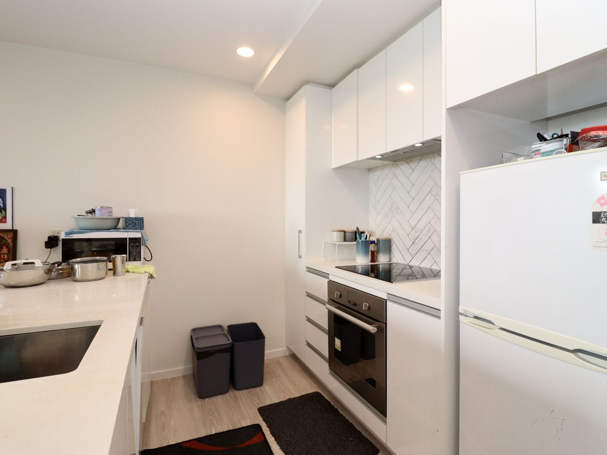 For rent, Fully Furnished 2-beds, 1-bathApartment in City Centre with 1 car park, Available From the 3rd Feb 2026, 1301 / 15 Union st, City Centre, Auckland