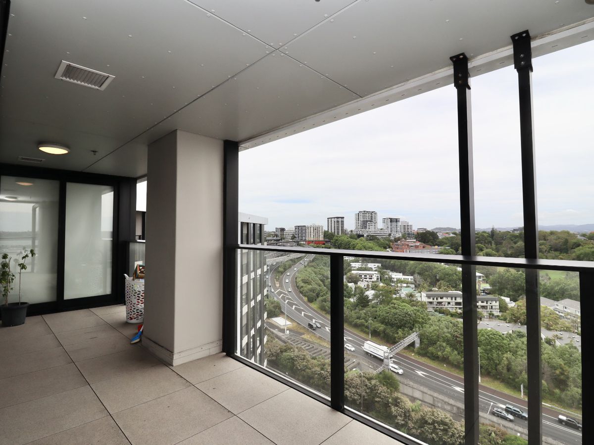 For rent, Fully Furnished 2-beds, 1-bathApartment in City Centre with 1 car park, Available From the 3rd Feb 2026, 1301 / 15 Union st, City Centre, Auckland