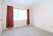 For rent, Botany College School zone, 5 beds 2 baths house, Available Now, 15 Erne Crescent, East Tamaki, Auckland