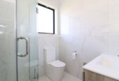 For rent, 4 beds 3 baths townhouse, West Harbour, Auckland, Available from 28th Jan 2026