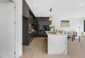 Brandnew 7 beds 6.5 baths house with double garage and 2 beds granny on 431m2 section, next to a peaceful reserve, vendors ant it sold, 8 Hing Street, Flat Bush, Auckland