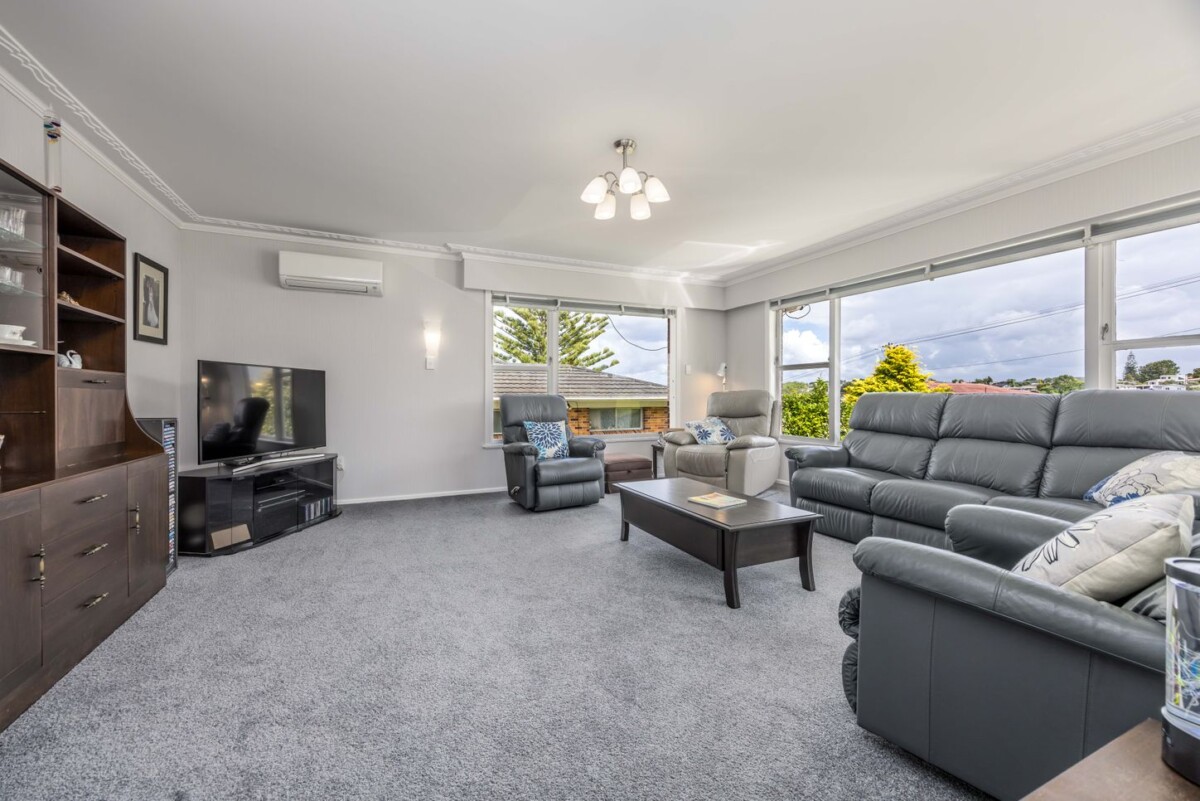 Once in 35 years, 217m2 Brick and tile 3 beds 1.5 baths house with double garage on 690m2 section, huge basement area, walks to Lynfield College, 14 John Davis Road, Mt Roskill, Auckland