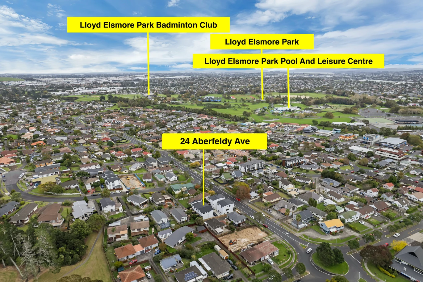 Freehold smart layout 2 beds 2.5 baths home, ground floor versatile room with 1 bath, Walk to Highland Park Shopping Centre, Zoned for Howick Primary, Howick Intermediate, and Pakuranga College, 7/24 (Lot 4) Aberfeldy Avenue, Highland Park, Auckland