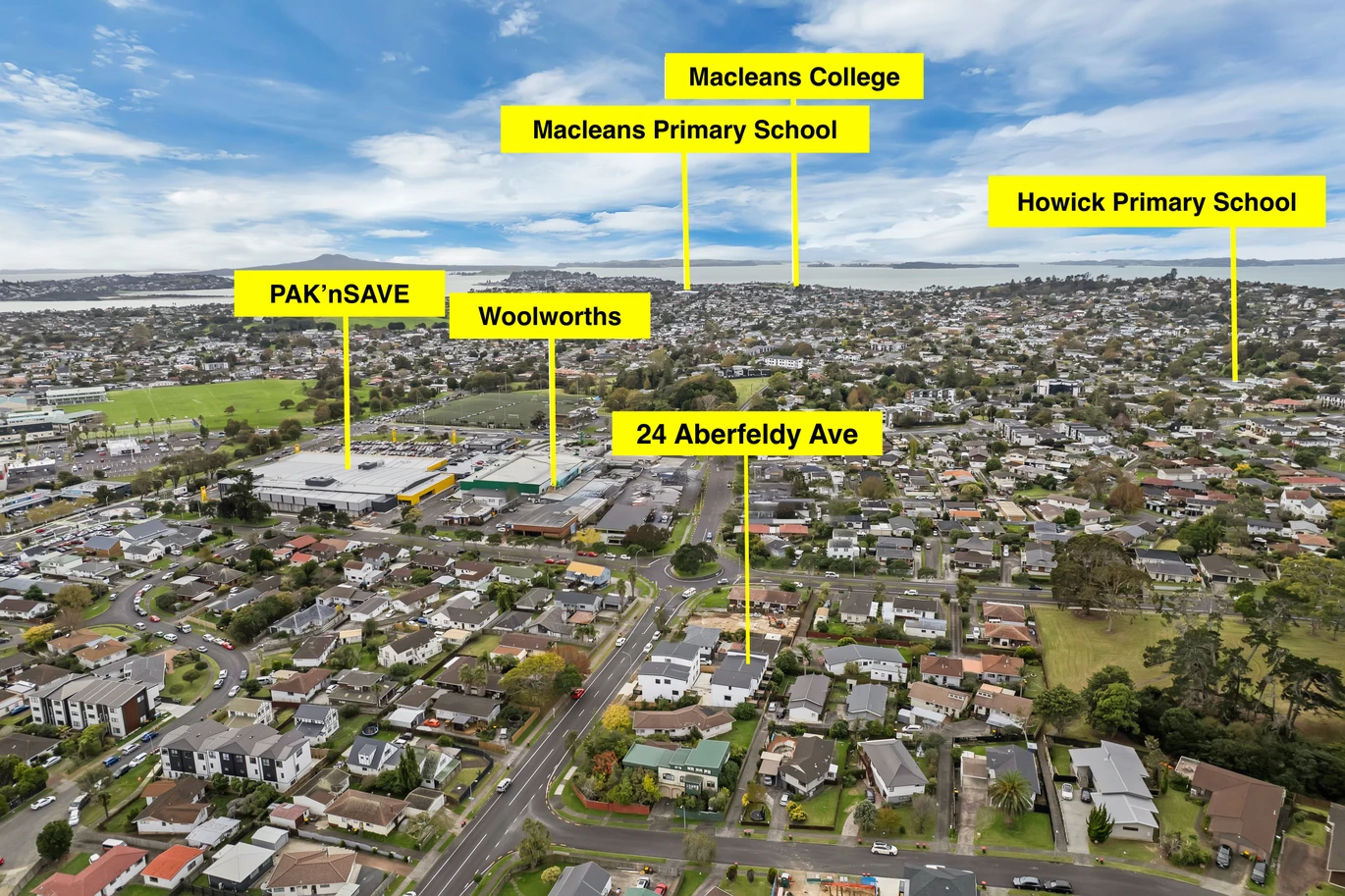 Freehold smart layout 2 beds 2.5 baths home, ground floor versatile room with 1 bath, Walk to Highland Park Shopping Centre, Zoned for Howick Primary, Howick Intermediate, and Pakuranga College, 7/24 (Lot 4) Aberfeldy Avenue, Highland Park, Auckland