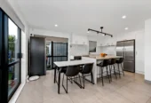 Freehold 4 beds 3.5 baths home with garage and 2 ensuites, located opposite Pakuranga Plaza, 1/45 Dale Crescent, Pakuranga, Auckland