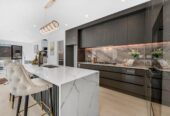 Brandnew 7 beds 6.5 baths house with double garage and 2 beds granny on 431m2 section, next to a peaceful reserve, vendors ant it sold, 8 Hing Street, Flat Bush, Auckland