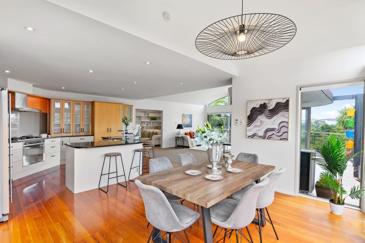 251m2 modern 3 beds 3 baths house with A separate media room and double garage on 527m2 section, with sweeping views over Westmere and the Seddon Fields, 15B Richard Street, Westmere, Auckland