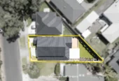 Set directly opposite Craigavon Park, 4 beds 3 baths house on 424m2 section, central air conditioning, walks to Blockhouse Bay Village. Beaches, bush walks, public transport, shops, and key amenities, 44 Connell Street Blockhouse Bay, Auckland