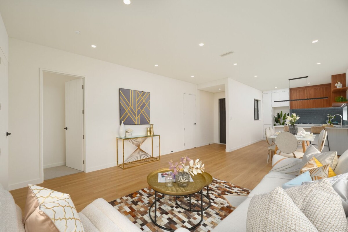 169m2 Brandnew standalone 4 beds 3.5 baths home with garage on 179m2 section, central air conditioning, 1/52 Matipo Road, Te Atatu Peninsula, Auckland