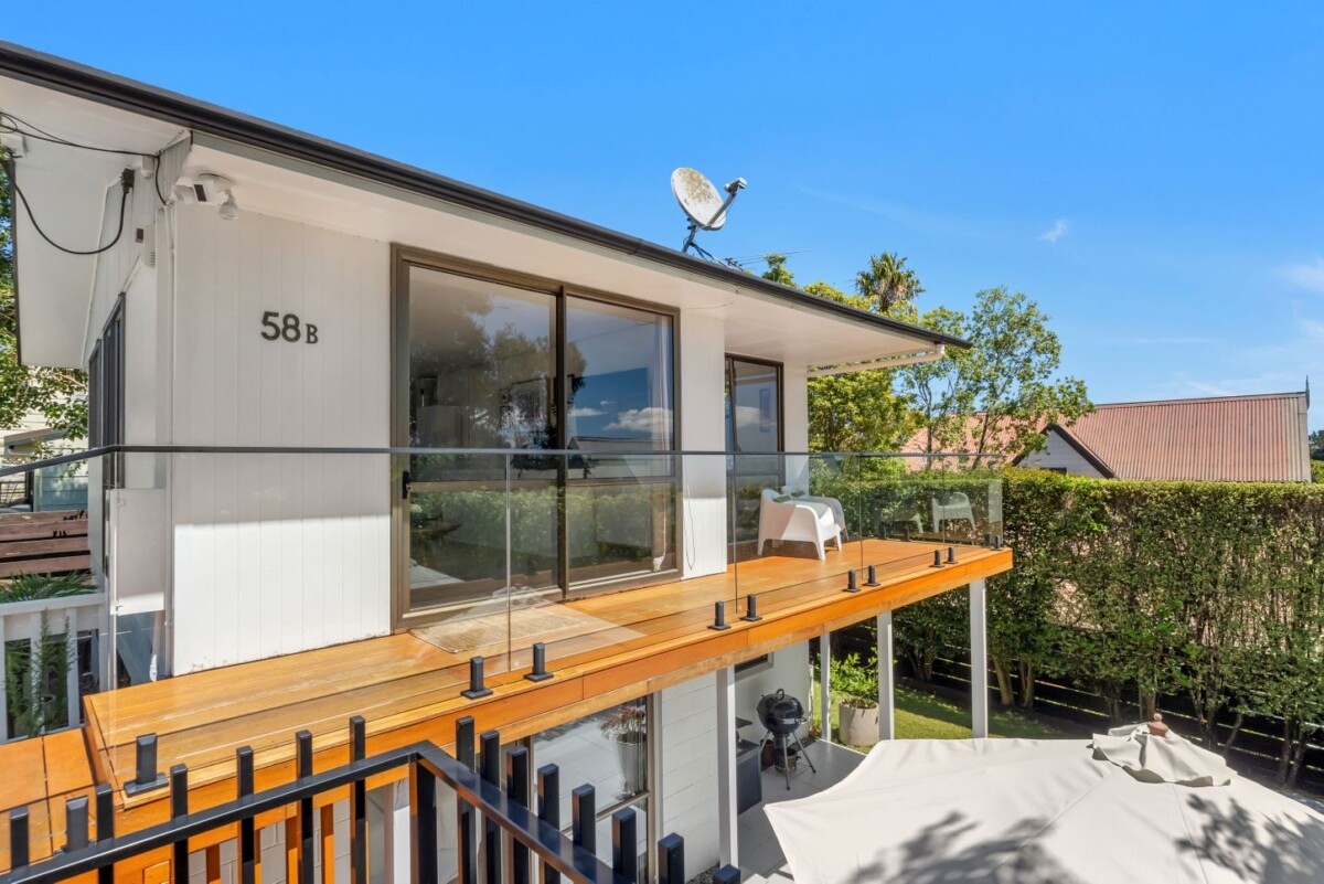 Standalone 3 beds 2 baths home with car port, on 1/3 share of 1097sqm section, just minutes from Birkenhead Shopping Mall, 3/58 Birkdale Road, Birkdale, Auckland