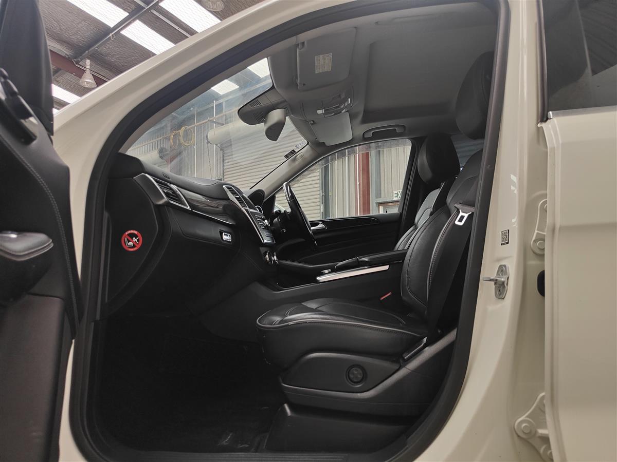 2013 Mercedes-Benz ML 350 V6 DIESEL/AWD/BLUETEC/LEATHERVERY TIDY RV/SUV Automatic, 5 seats, Diesel, 3,000 cc, 161,552 km