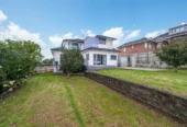 Zone for and 1.8 km to Macleans College, 4 beds 2.5 baths house with sea views on 1014m2 section, Currently operating as an Airbnb, 10 Beach Road, Mellons Bay, Auckland