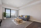Auckland Girls’ Grammar School zone, Pet-friendly, 90m2 freehold 2 beds 2 baths apartment with car park, Underfloor heating in all bathrooms, Total Approx. 104sqm including 3 separate balconies, 813/47 Beach Road, City Centre, Auckland