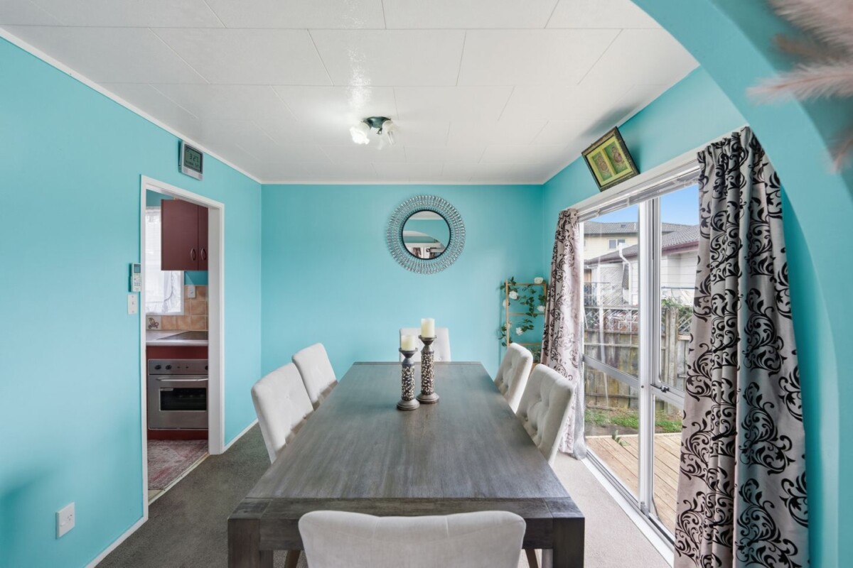 Must Sell on or before Auction, once in 24 years, Owners under contract on Dream Home, 3 beds house on 849m2 section, zoned Mixed Housing Suburban, 16 Robertson Road, Mangere, Auckland