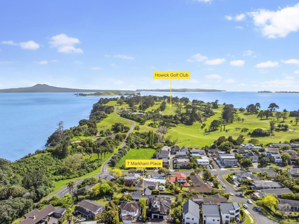 For rent, Fully renovated 3 beds 2 baths house with 3 garage parking spaces, plus additional parking for boat and caravan, Available Now, 7 Markham Place, Bucklands Beach, Auckland