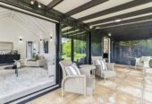 For rent, Fully renovated 3 beds 2 baths house with 3 garage parking spaces, plus additional parking for boat and caravan, Available Now, 7 Markham Place, Bucklands Beach, Auckland