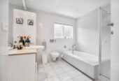 309m2 4 beds 2.5 baths house with triple garage and swimming pool on 1057m2 section, zoned for Meadowbank School, Remuera Intermediate, Baradene College, Selwyn College and Glendowie College, 9 Stoneyroyd Gardens, Remuera, Auckland