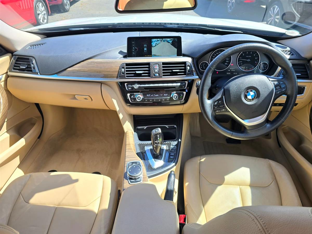 2017 BMW 320i GT**Twin Power Turbo* Sedan Automatic, 5 seats, Leather seats, White, Petrol, 1,998 cc, 92,263 km