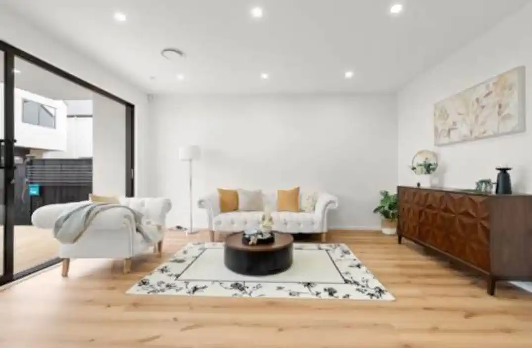 177m2 standalone 4 beds 3 baths house with garage, in the heart of the sought-after Karaka Village, 14 Murray Grey Lane, Karaka, Auckland