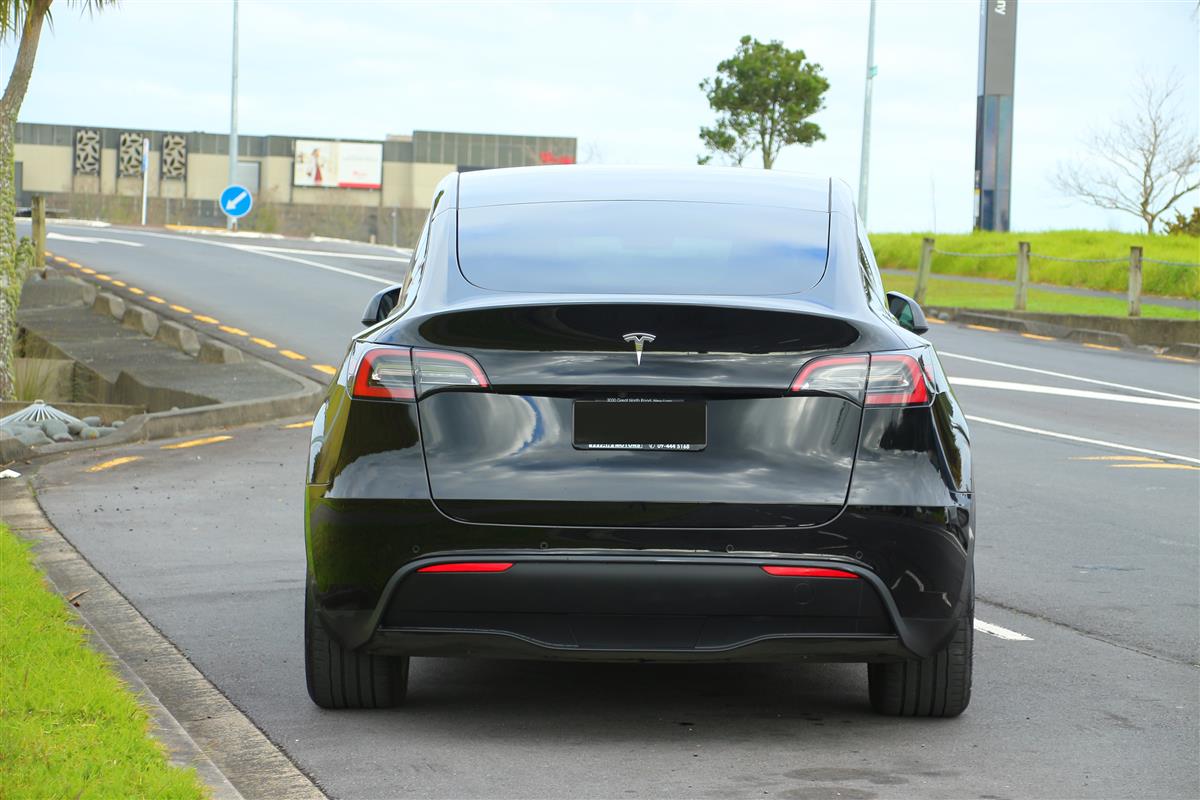 2023 Tesla Model Y NZ New + Warranty RV/SUV Automatic, Black, 5 seats, Electric, 65,000 km
