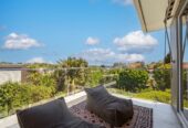 309m2 4 beds 2.5 baths house with triple garage and swimming pool on 1057m2 section, zoned for Meadowbank School, Remuera Intermediate, Baradene College, Selwyn College and Glendowie College, 9 Stoneyroyd Gardens, Remuera, Auckland