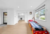 3 beds house with garage on 426m2 section, close to Papakura town centre, Southgate Shopping Centre , schools, motorway access, 31 Arimu Road, Papakura, Auckland